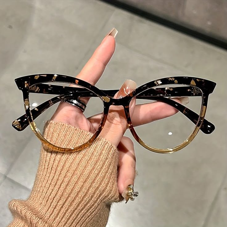 Coral Cats-Eye